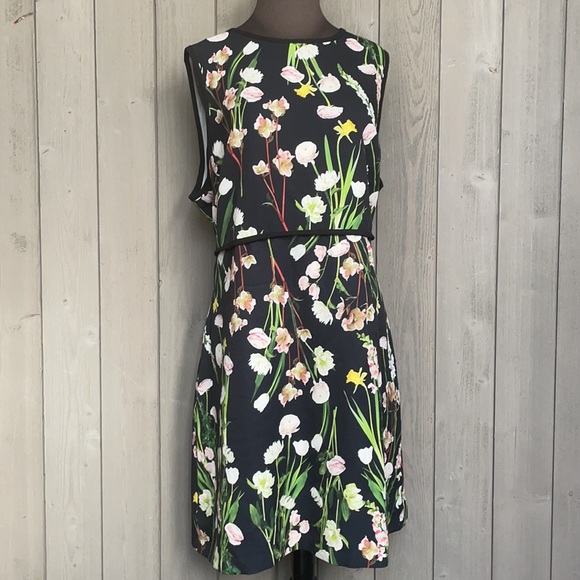 Victoria Beckham Floral Print Sheath Dress - Picture 2 of 6